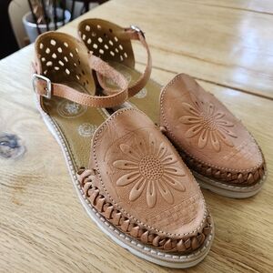 Macarena Collection Sandals Huarache Tan Leather Shoes Mexican Made Womens Sz 8